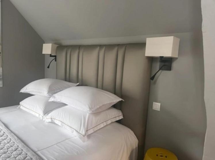 La Demeure De L'Ile Bed & Breakfast Craon  Exterior photo